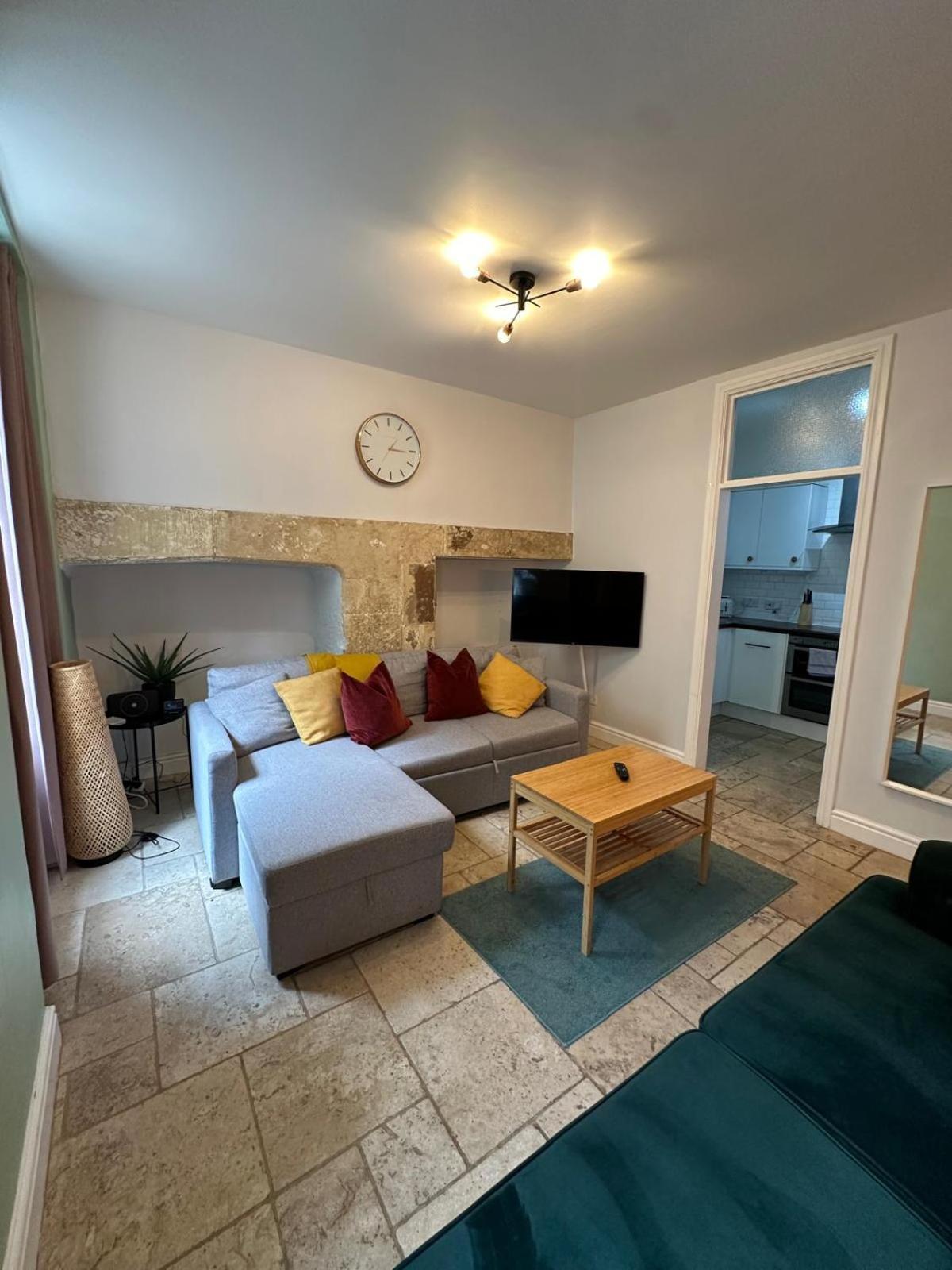 Wonderful Apartment In Bath With Garden - Sleeps 8 外观 照片